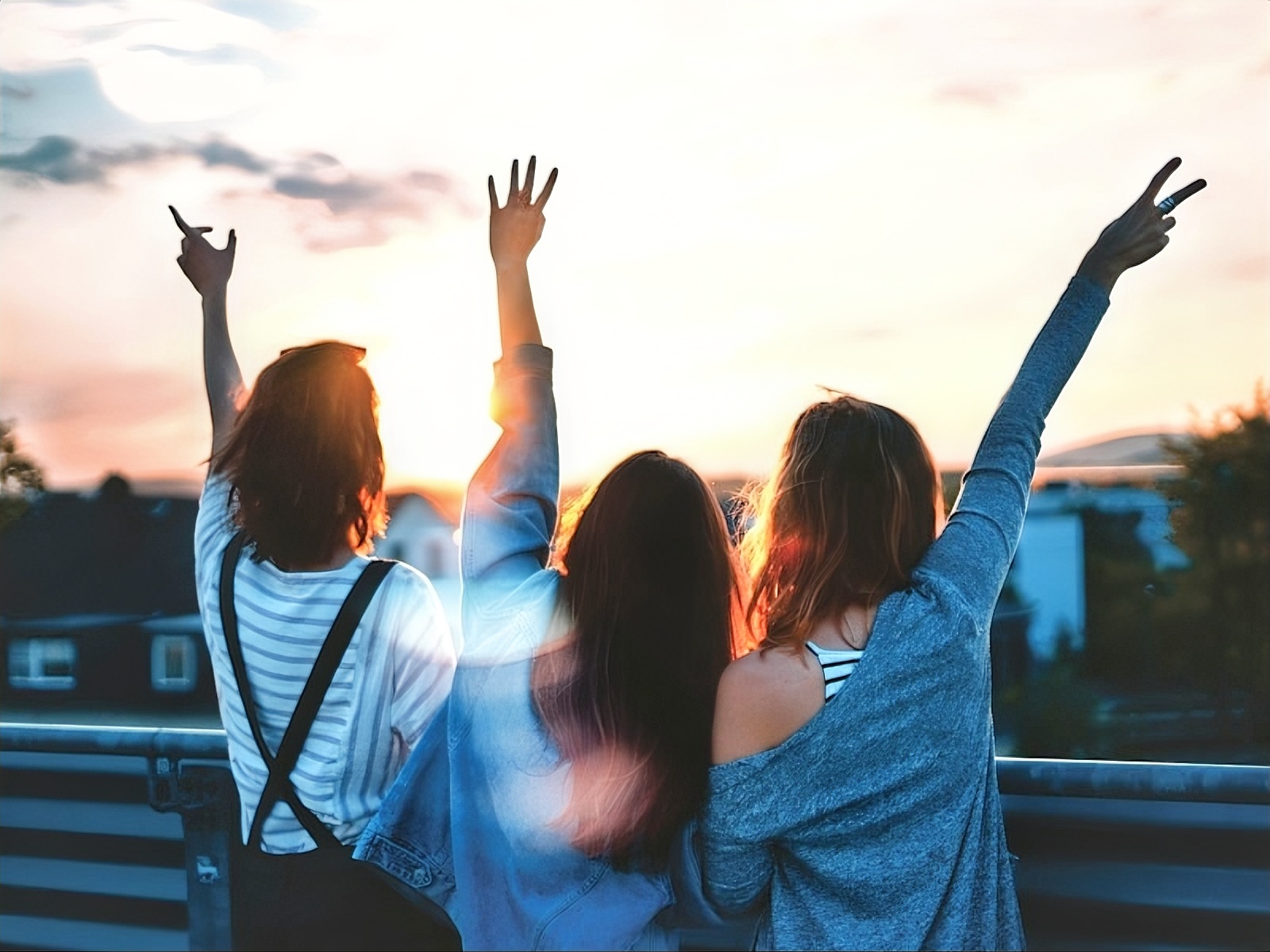 家庭合影修复后